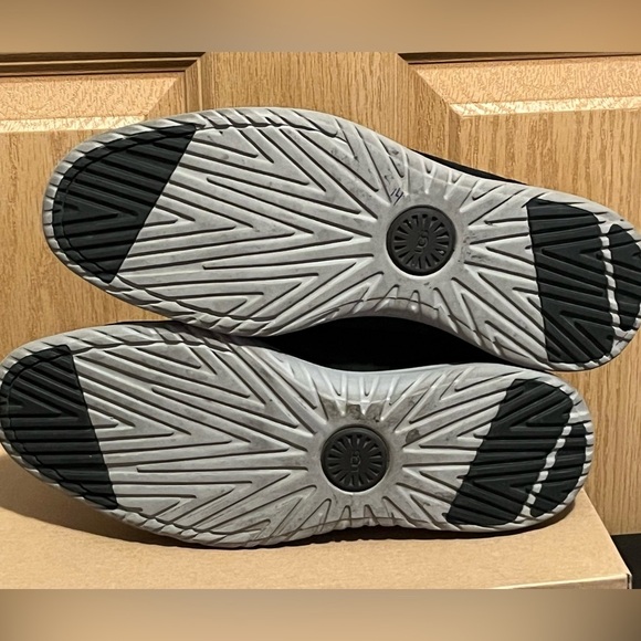 Ugg Men's Union Chukka - Picture 14 of 16